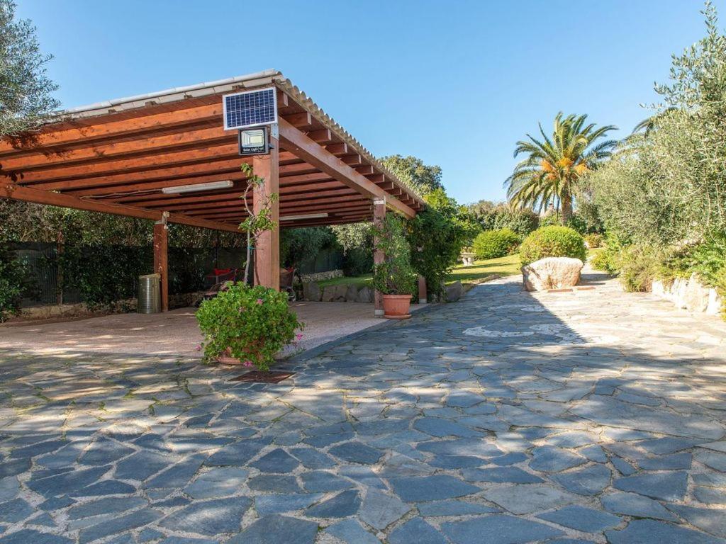 Residence Villa Smeralda Telti Exterior foto