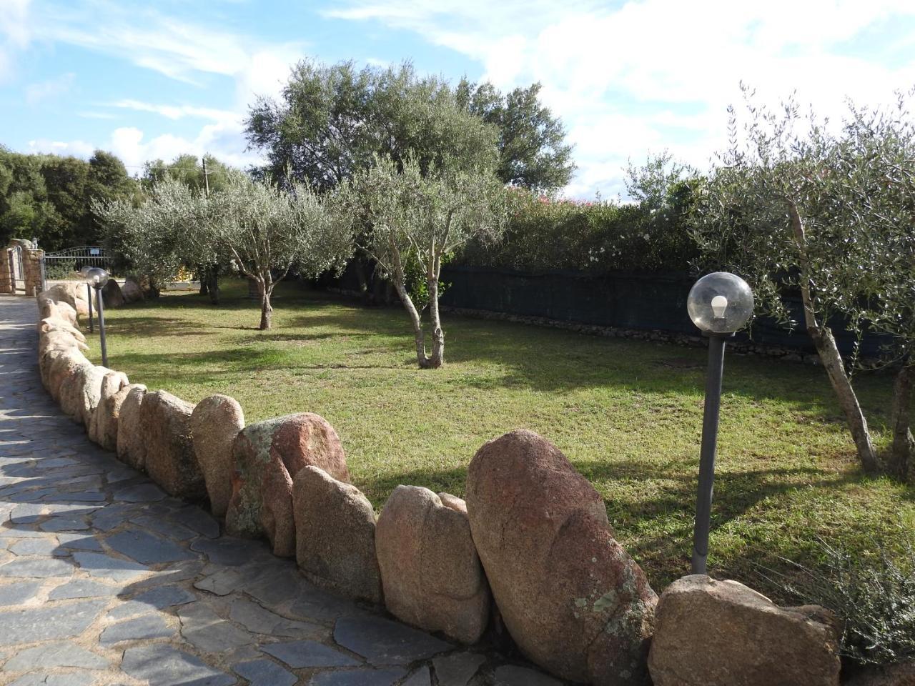 Residence Villa Smeralda Telti Exterior foto